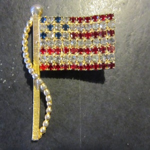 Ausverkauf... USA... Flagge pin.rhinestone Flagge Pin, roten, weißen und blauen Steine, Vtg pin
