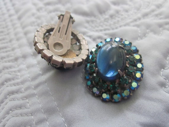 vtg rhinestone  earrings, gorgeous , blue/green a… - image 4