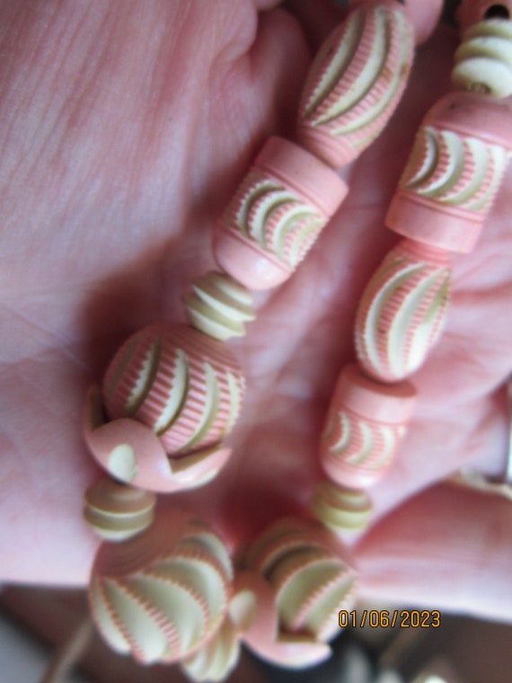 beautiful carved vintage beads pink and ivory col… - image 5