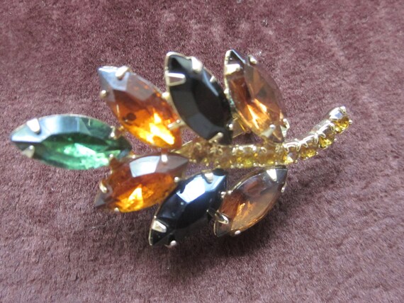 colored rhinestone leaf brooch, pin, green  and b… - image 1