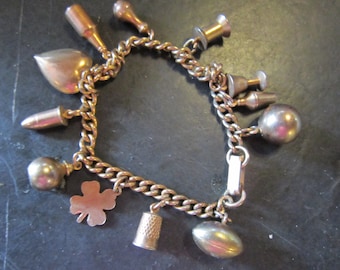 vintage pesado latón charm pulsera dedal corazón corazón trébol fútbol botella de vino botella carrete bala y más