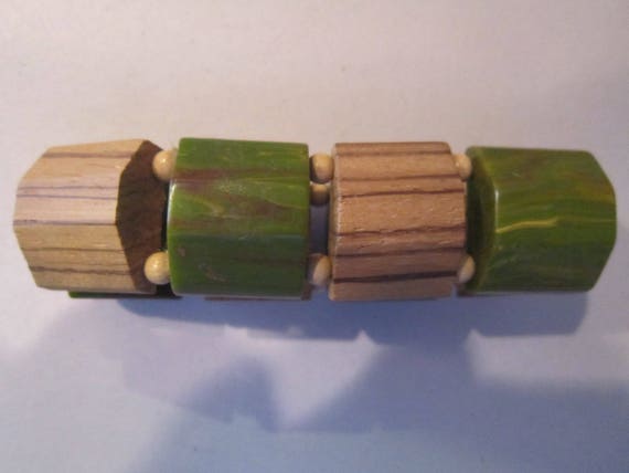 green bakelite & wood braclelet gorgeous vintage … - image 4