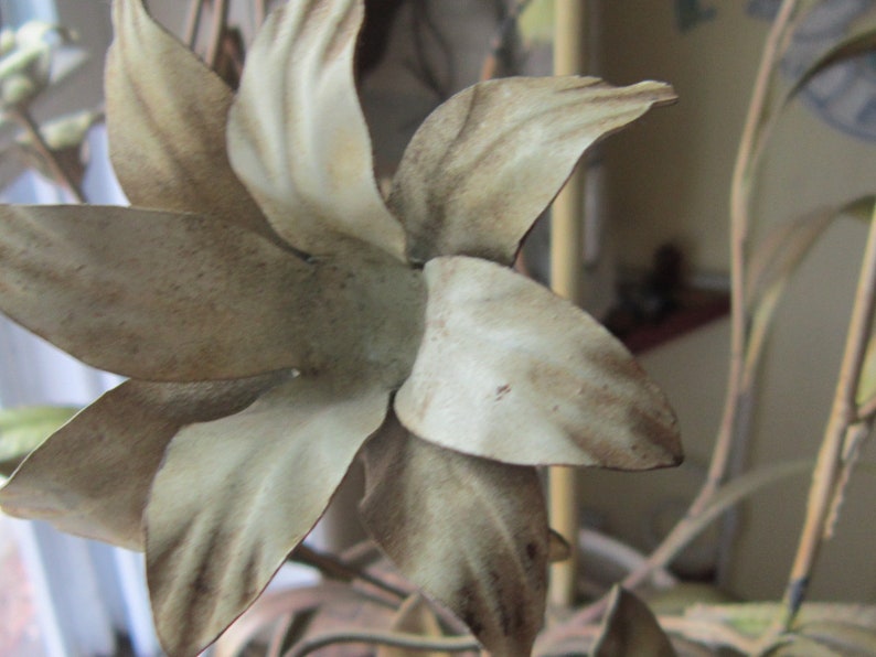 huge floral metal lamp 40 tall 18 wide amazing metal flowers and leaves mid century