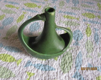 1886-1916 Hampshire Pottery Snake Head Matte Green Vase