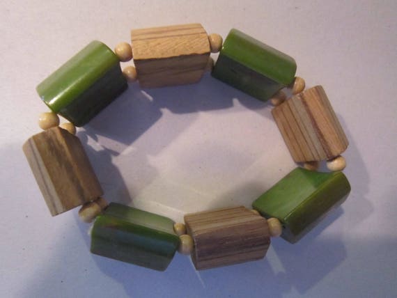 green bakelite & wood braclelet gorgeous vintage … - image 1