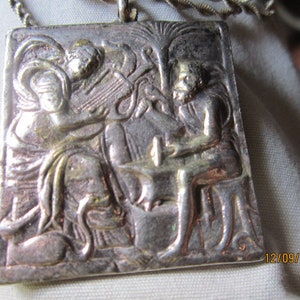 alva museum replica necklace 20&quot; sterling chain gorgeous 1 1/2&quot; pendant