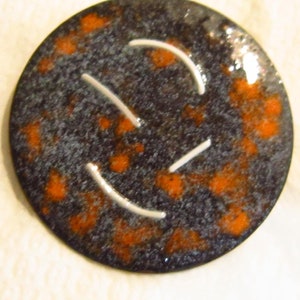 vintage enamel on copper brooch very cool 2&quot;  vintage enamel pin
