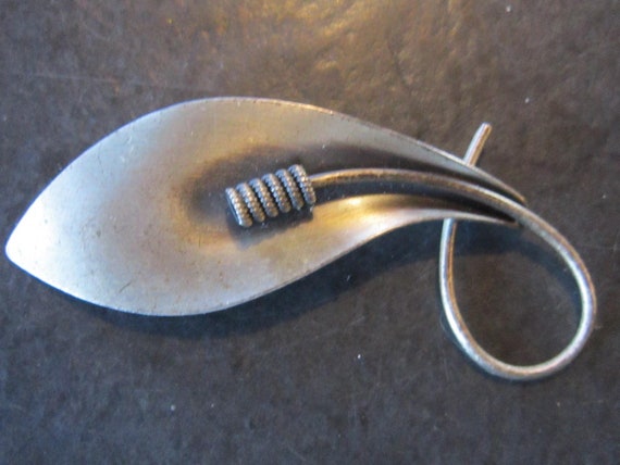 large beau sterling pin brooch signed brooch vint… - image 2