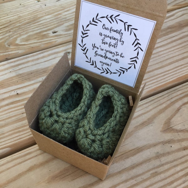 Grüne Baby Booties Schwangerschaft Ankündigung, benutzerdefinierte, neues Baby, Baby Ankündigung, Baby junge, Baby-Mädchen, Neugeborene Größe, Baby-Dusche-Geschenk