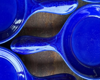 Vintage ceramic cobalt blue serving dishes (set of 6)