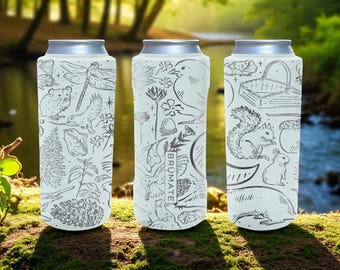 Enfriador de latas Brumate Slim con grabado de bosque y diseño de animales de jardín para latas delgadas de 355 ml, 473 ml y 613 ml