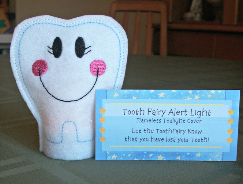 Tooth Fairy Pillow & Free Button, plush, embroidered comes with Lost my Tooth button, Tooth Pillow, Tooth Gift image 3