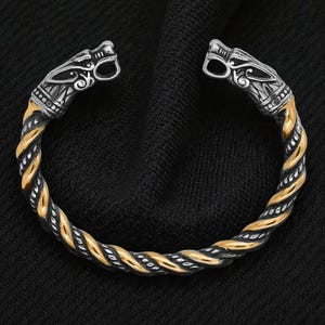 Bracciale vichingo con lupo – Bracciale norreno in acciaio inossidabile, bracciale con testa di lupo, gioiello ispirato alla mitologia norrena, regalo medievale per uomo