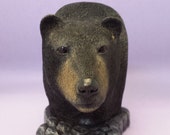 Madera tallado a mano tallada oso negro busto silvestre cabaña rústica decoración cazadores de figuritas coleccionables de animales Taxidermia estilo regalo OOAK