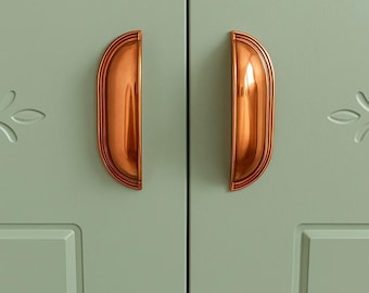 Seashell Cup Pull Handle: Durable Metal Drawer & Cabinet Hardware