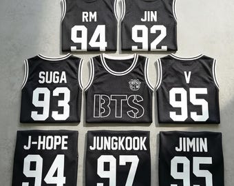 Camiseta de baloncesto BTS personalizada, camiseta sin mangas de Bangtan Boys, camiseta de la gira mundial 2026 para adolescentes, niñas y mujeres, regalo para fans.
