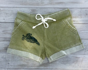 Turtle Shorts, Summer Shorts, Beach Shorts, Yoga Shorts, Turtle Gift, Gym Shorts, Running Shorts