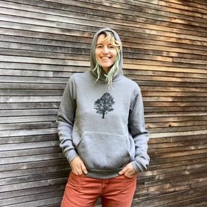 Oak Tree Hoodie, Unisex Hoodie, Hiking Sweater, Outdoor Pullover, Gym Hoodie, Git for a Botanist