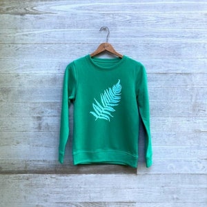 Fiddlehead Fern-sweater voor een kleine natuurliefhebber, biologisch katoen, maten 3-14