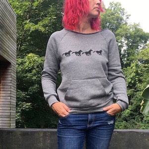 Organic Cotton Horse Sweatshirt, Gift for a Horse Lover, Equestrian Top, Horse Lady