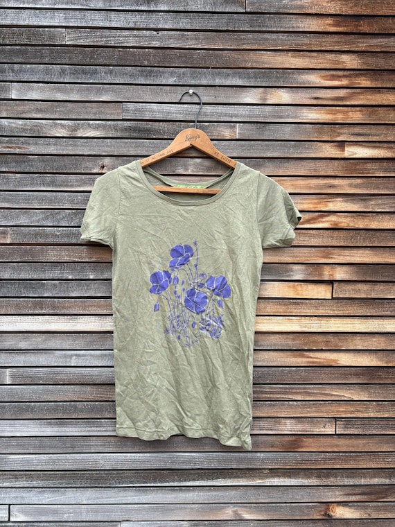 Organic Cotton Tee: Hand Silkscreened Poppies Design (Size Small)