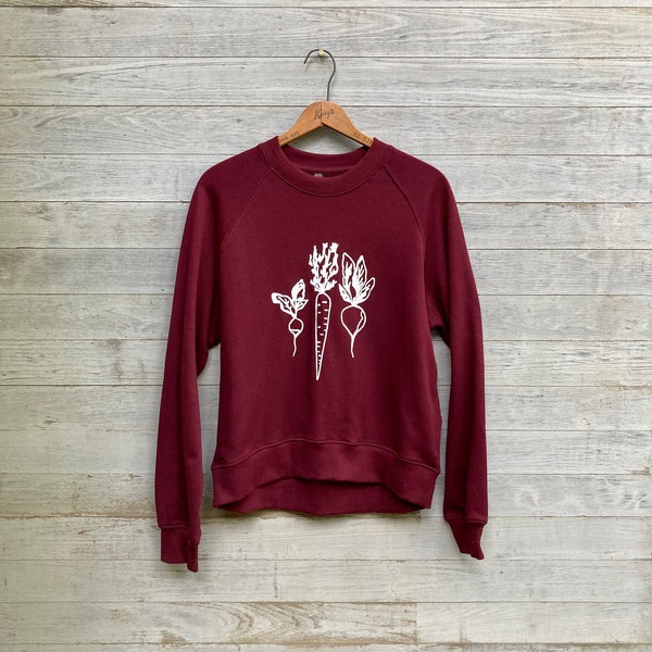 Organic Cotton Root Veggies Sweatshirt, Vegan Shirt, Gift for a Gardener or Nutritionist