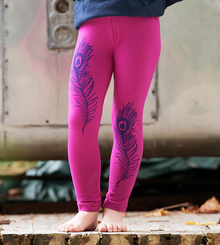 All-Over Print Plus Size Leggings Duck Feathers