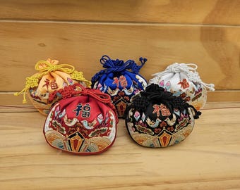 Lucky Korean Good Fortune Bag - Traditional Charm With Gold 福