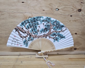 Hand-Painted Korean Folding Fan – Cherry Blossom Artwork | Traditional Bamboo Fan