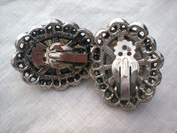 1950s Large Zebra Lucite Earrings - image 3