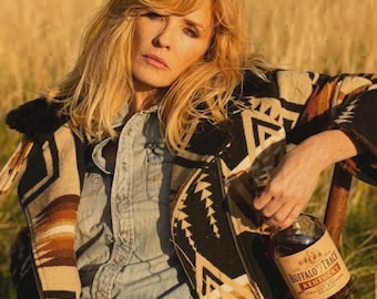 Handmade Crafted Dutton Ranch Beth Dutton Kelly Reilly Aztec Pattern Wool Aviator Jacket with Shearling Collar