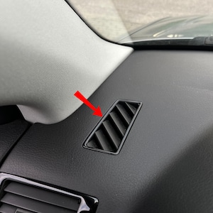 2 st glansigt svart 3D-kåpa för avfrostning av luftventiler till Audi A4 B6 B7
