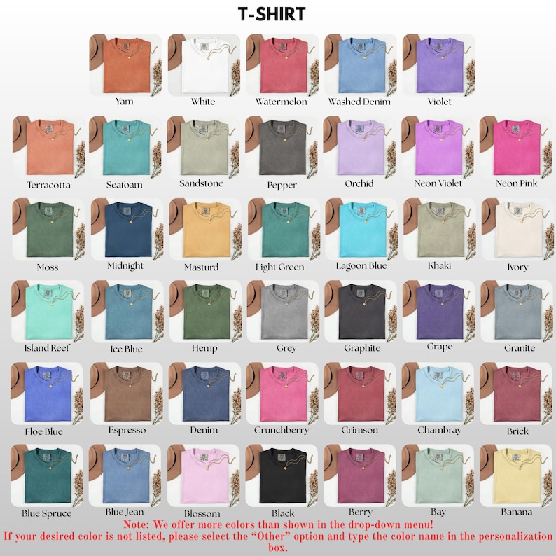 Puede incluir: Una exhibici&oacute;n de camisetas de varios colores, cada una con un escote abotonado. Los colores incluyen blanco, rosa, azul y verde. El texto "T-SHIRT" est&aacute; en la parte superior, con una nota sobre opciones de color adicionales.