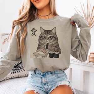 Comfort Colors® Ramen Cat Shirt, Cute Sushi Cat Sweatshirt, Kawaii Japanese Anime Cat Shirt, Anime Cat Tee, Japanese Tee, Ramen Lover GN50 bild 5