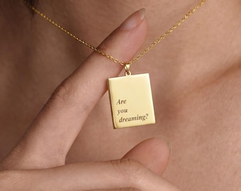 Collar con placa personalizada: colgante grabado a medida • Regalo del Día de la Madre para mamá