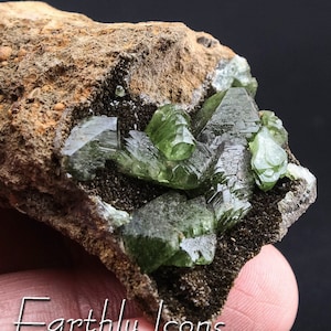 Ludlamite Crystal Cluster on Matrix; Raw Mineral Display Specimen; Healing Crystal; Ludlamite from Brazil; Raw Ludlamite Crystals