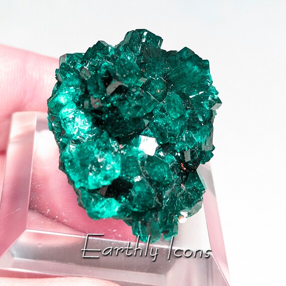Dioptase from Renèville Mine in Republic of Congo; Raw Mineral Specimen; Dioptase Crystals; Raw Dioptase Mineral; Green Crystals