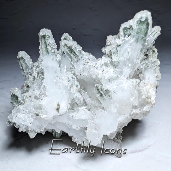 Quartz Crystal Cluster with Chlorite from Daye Copper Mine, China; Chlorite Included Quartz; Green Chlorite Phantoms in Quartz