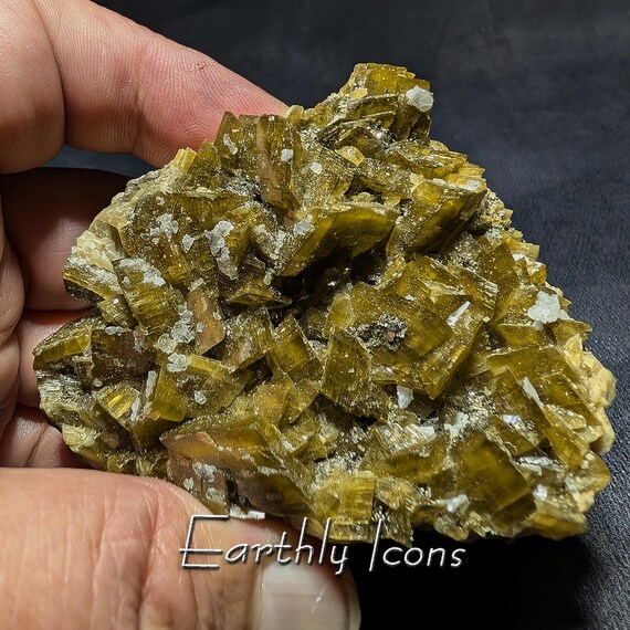 Siderite with Pyrite from Jiangxi Province, China; Siderite Crystal Cluster; Raw Siderite Mineral Specimen