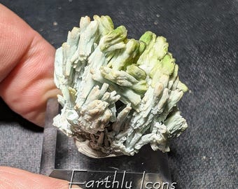 Plumbogummite Pseudomorph after Pyromorphite from Yangshuo Mine, Guilin, China; Plumbogummite and Pyromorphite Mineral Specimen