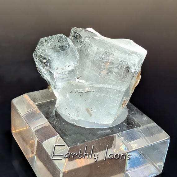 Aquamarine with Muscovite from Pakistan; Raw Terminated Aquamarine Crystals; Pakistani Aquamarine