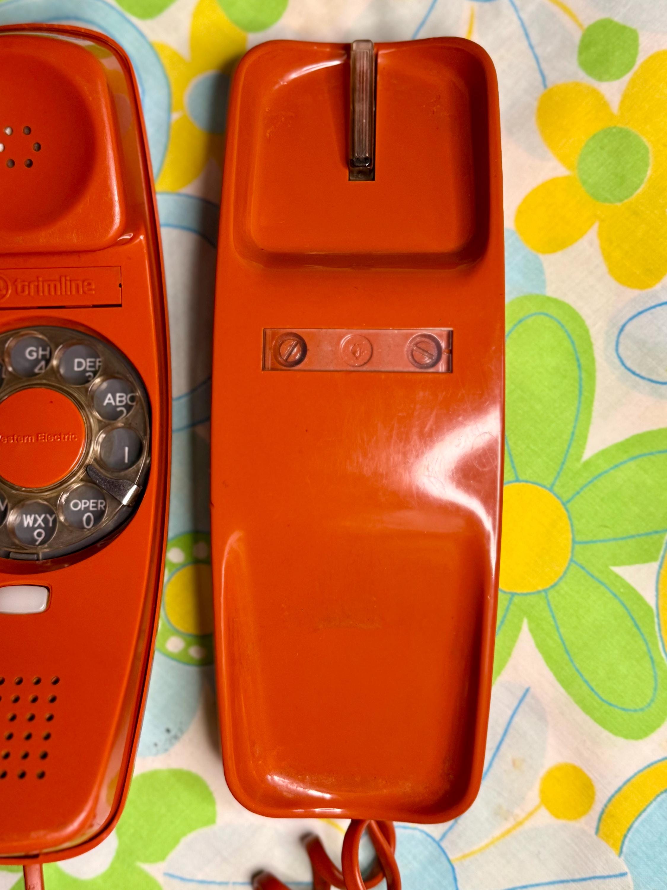 Vintage 1970s Bell System Trimline Rotary Phone Bright