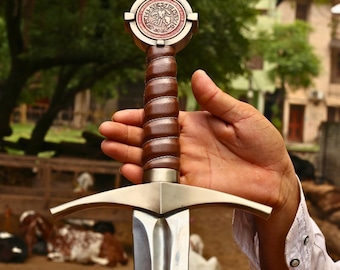 Handgesmeed onderscheidingszwaard: verzamelobject Tempelridders met leren schede