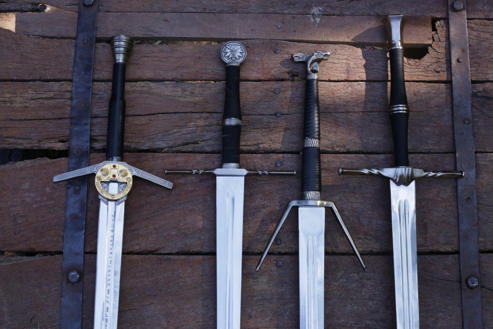 ウィッチャー3 ワイルドハント エアロンダイト 金属製 模造刀 西洋剣 美術品 ウィッチャー3 ワイルドハント エアロンダイト 金属製 模造刀