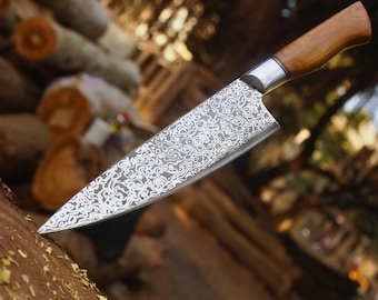 Handgemaakt koksmes van damaststaal – olijfhouten handvat, regendruppelpatroon