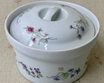 BIA Cordon Bleu Floral Casserole Dish, Covered Ceramic Baker with Lid, 6 Inch Cottagecore Kitchen, Vintage France