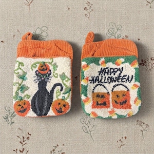 Vintage Halloween Potholders Black Cat Orange Pumpkin Kitsch Fall Decor Kitchen