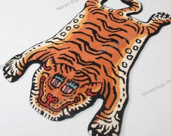 Hand-Tufted Tiger Shaped Rug – Bold Animal Print Accent Carpet | Jungle Inspired Boho Statement Rug