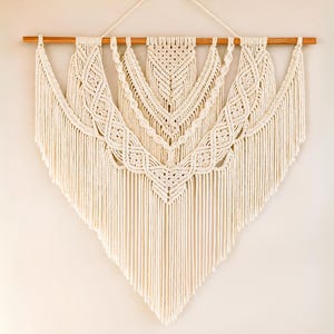 Boho Macrame Wall Hanging, Macrame Wall Art, Bohemian Macrame Wall Hanging, Retro Wall Hanging, Large Macrame Decor, New Home Gift
