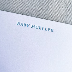 Cartes de papeterie personnelles personnalisées en typographie
